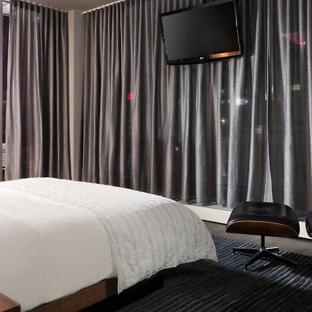 ชอมเบอร์ มินนีอาโพลิส Hotel มินนีแอโพลิส ภายนอก รูปภาพ